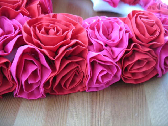 roses logo